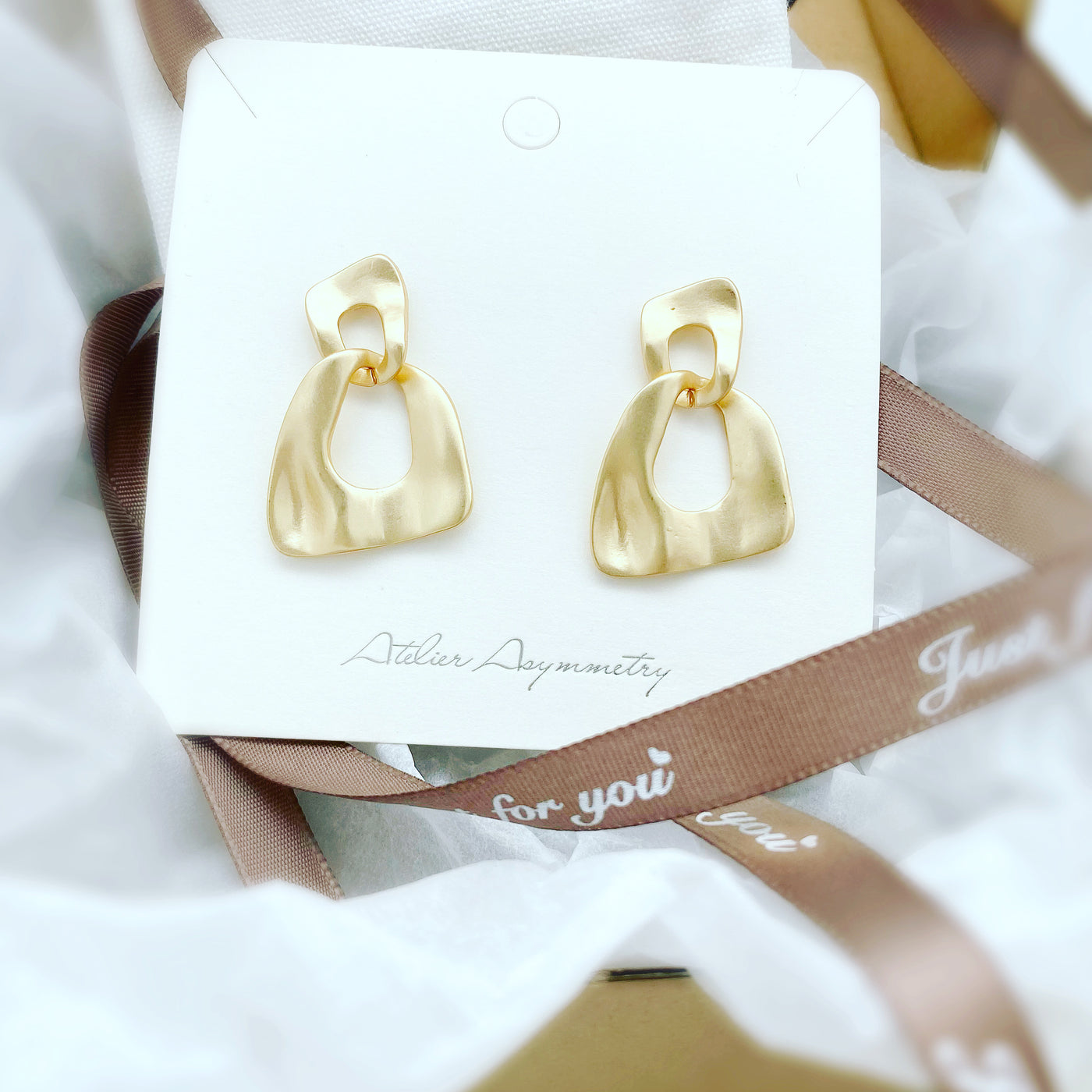 Modern Dangle Earrings in Gold