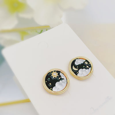 Asymmetric Sun and Moon Studs