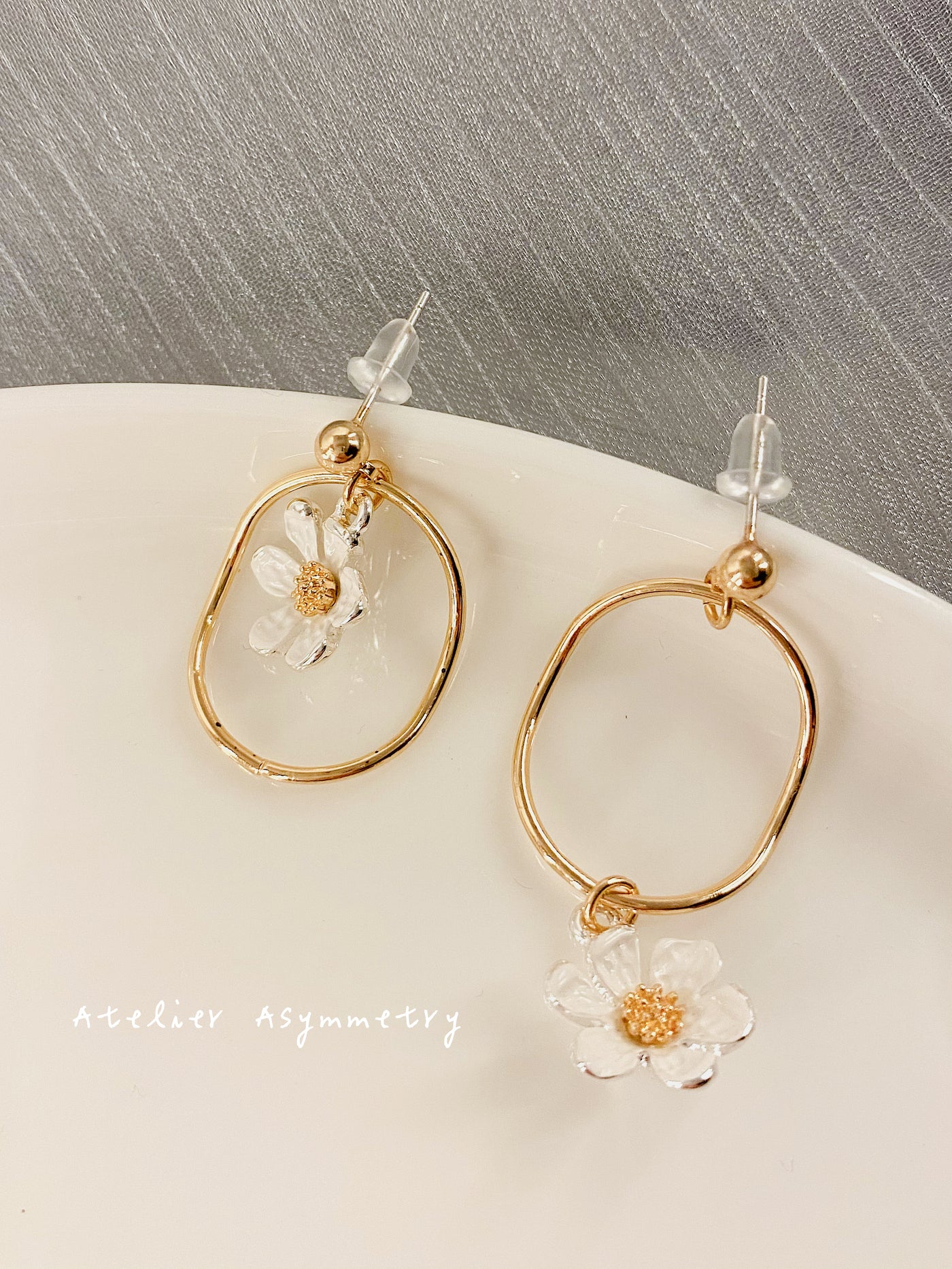 Asymmetric Daisy Hoop Dangle Earrings