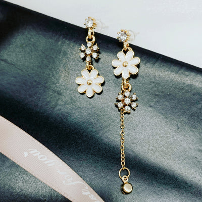 Asymmetric Snowflake Flower Dangle Earrings