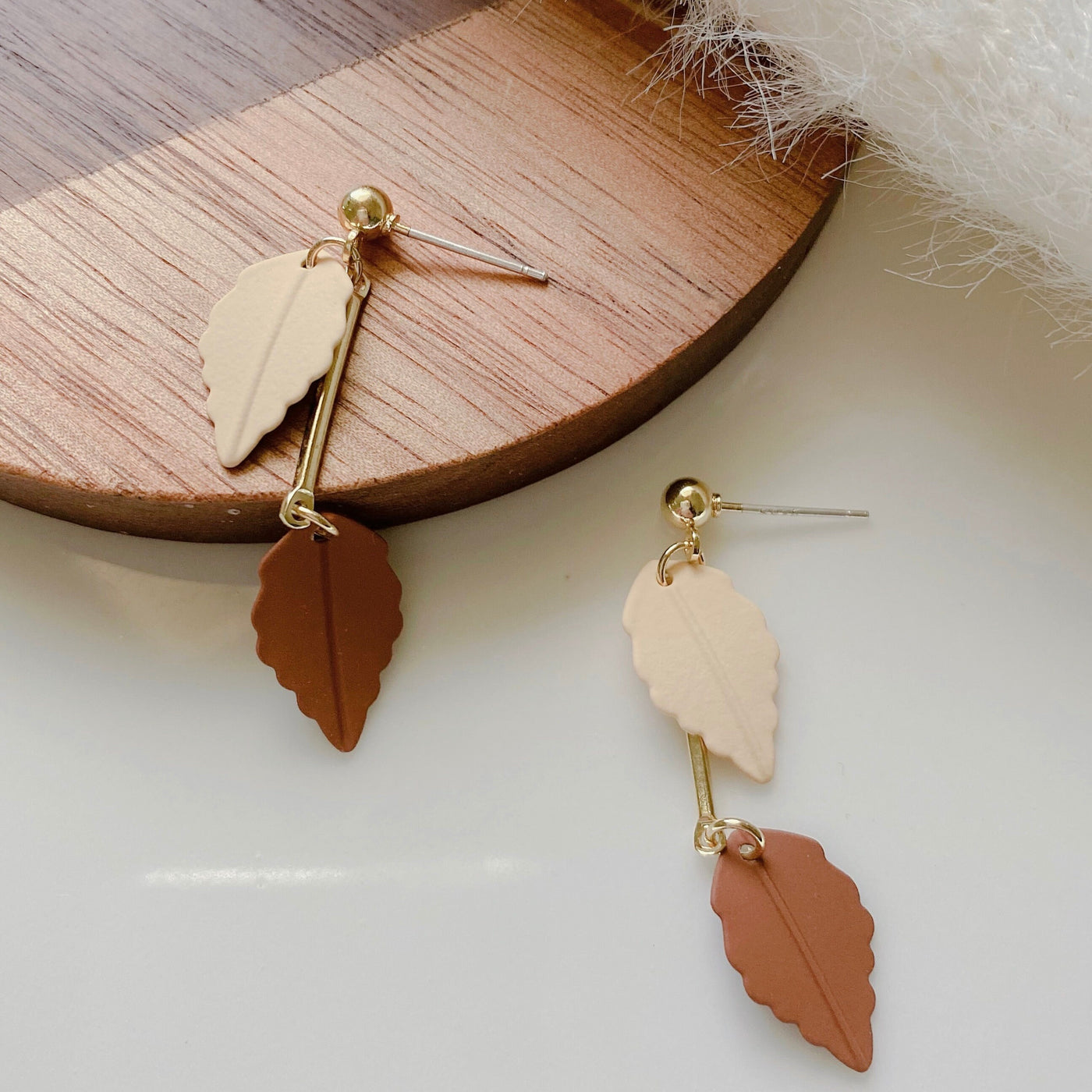 Twin Leaves Drop Earrings 