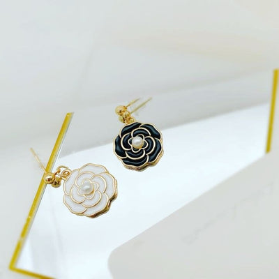 Black and White Rose Dangle Earrings 